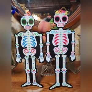 Hyde and eek Sugar skulls